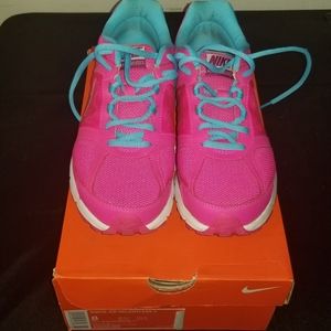 USED NIKE AIR RELENTLESS 3